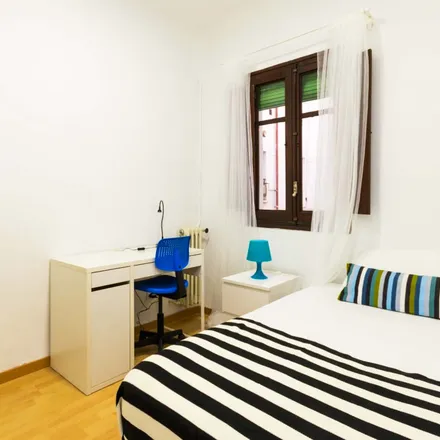 Image 1 - Calle de Palos de la Frontera, 16, 28012 Madrid, Spain - Room for rent