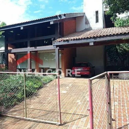 Buy this 3 bed house on Rua São Lourenço in Jardim Ana Stella, Carapicuíba - SP