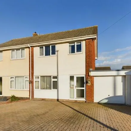 Buy this 3 bed duplex on 33 Kingston Avenue in Clevedon, BS21 6DT