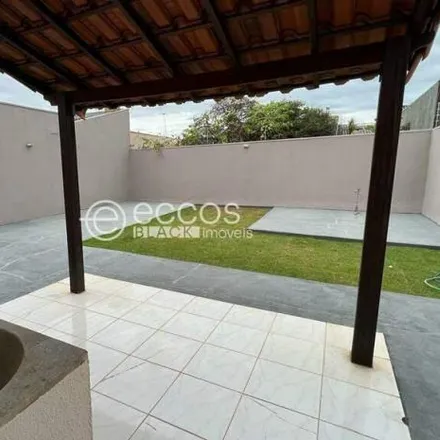 Buy this 2 bed house on Avenida Lydia da Rocha e Silva in Jardim Europa, Uberlândia - MG