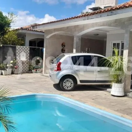 Buy this 4 bed house on Rua Major Médico Vicente Fonseca de Matos in Candeias, Jaboatão dos Guararapes -