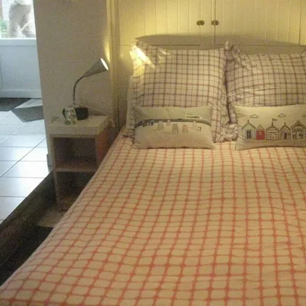 Rent this 1 bed apartment on 22620 Ploubazlanec