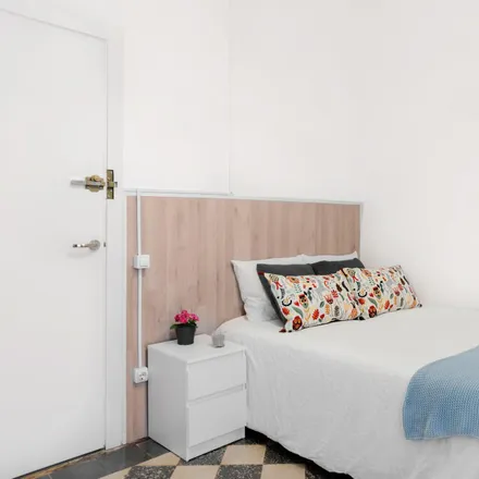 Image 1 - Carrer de les Heures, 4, 08002 Barcelona, Spain - Room for rent
