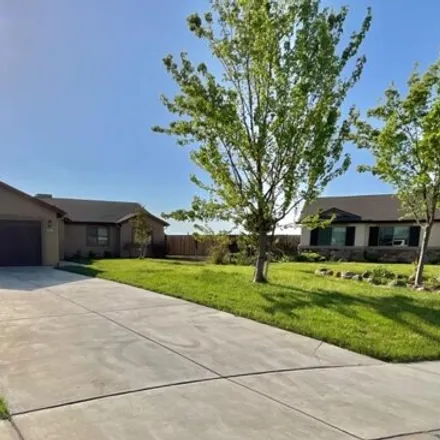 Buy this 3 bed house on 699 Alex Street in Exeter, CA 93221