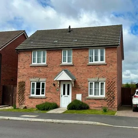 Buy this 3 bed house on Whitehouse Drive in Kingstone, HR2 9ER