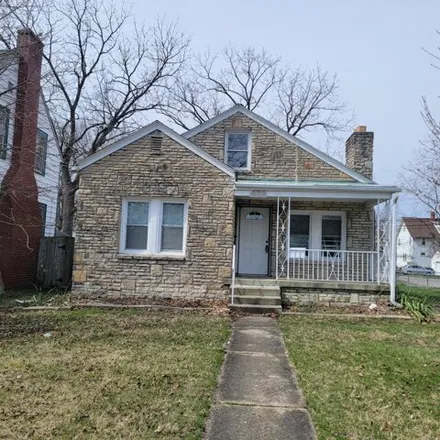 Buy this 3 bed house on 3331 Bexley Park Road in Columbus, OH 43213