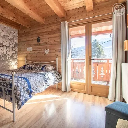 Rent this 2 bed house on Chemin de la Combe de Savoie in 73200 Albertville, France