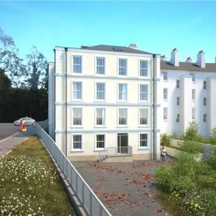 Buy this 2 bed apartment on unnamed road in Royal Tunbridge Wells, TN2 5QY