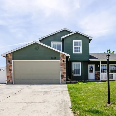 Buy this 4 bed house on 1201 East Desert View Way in Nampa, ID 83686