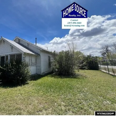 Buy this 2 bed house on 611 East Jefferson Avenue in Riverton, WY 82501