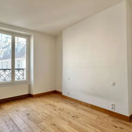 Rent this 4 bed apartment on 46 Rue de Bretagne in 75003 Paris, France