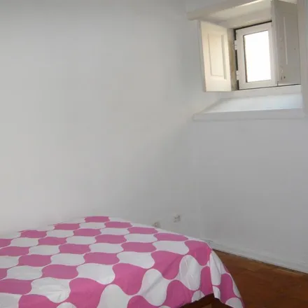 Rent this 4 bed apartment on Rua Eça de Queiroz 39 in 3000-147 Coimbra, Portugal