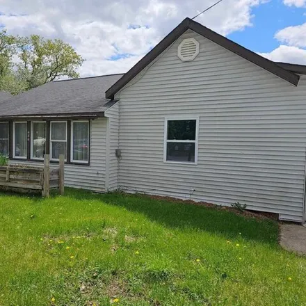 Buy this 3 bed house on 139 1st Street in Marion, Marion Township