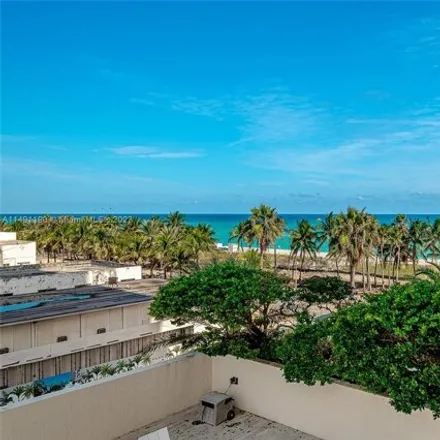 Image 4 - 7330 Ocean Terrace, Atlantic Heights, Miami Beach, FL 33141, USA - Condo for sale