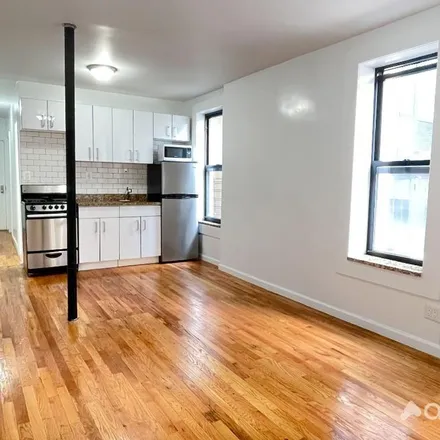 Rent this 2 bed apartment on Capital One in 249 East 86th Street, New York