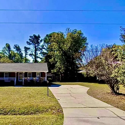 Buy this 3 bed house on 129 Seminole Trail in Tanglewood, New Hanover County