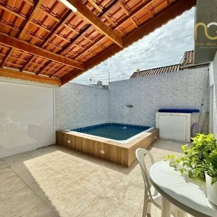 Buy this 3 bed house on Rua Gonçalves Dias in Tupi, Praia Grande - SP