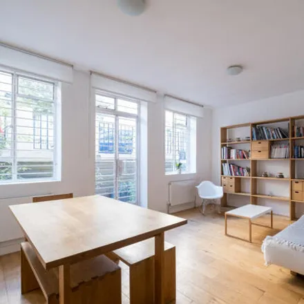Buy this 2 bed apartment on Hugh Mews in London, SW1V 1QH