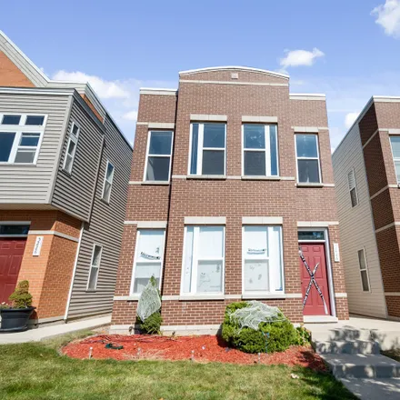 Buy this 4 bed duplex on Beat 2515 in 5226 West Galewood Avenue, Chicago