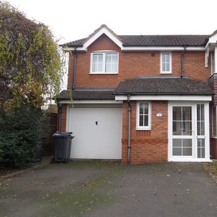 Rent this 4 bed house on 1 Aldermore Drive in Sutton Coldfield, B75 7HW