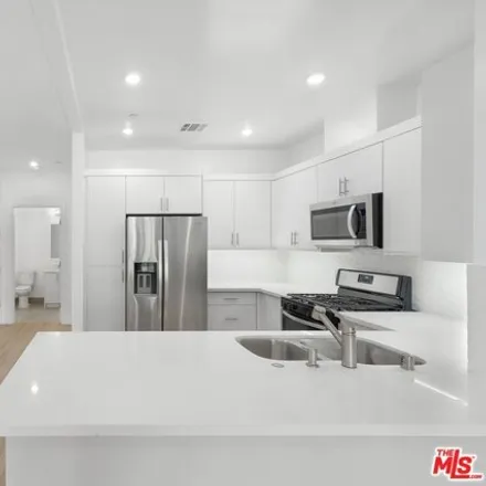 Image 9 - Barrington & Nebraska, South Barrington Avenue, Los Angeles, CA 90025, USA - Apartment for rent