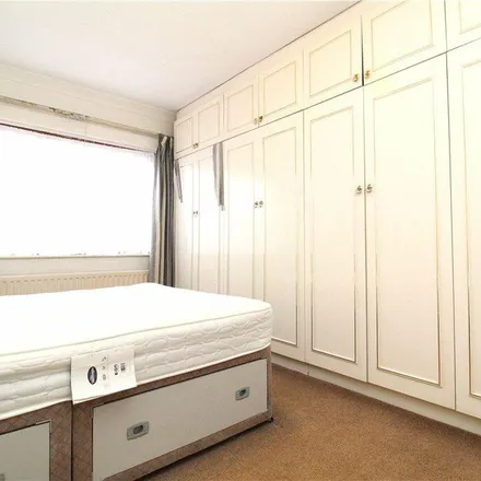 Rent this 3 bed apartment on 76 Princes Gardens in London, W3 0LQ