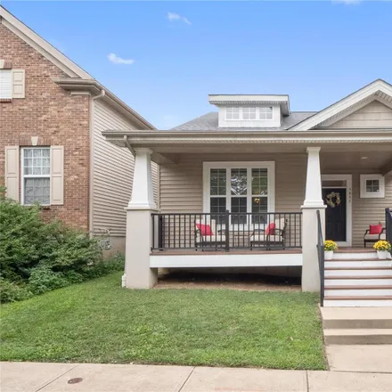 Buy this 3 bed house on 3852 Blow Street in Saint Louis, MO 63116