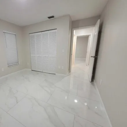 Image 9 - FL, US - House for rent