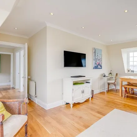 Rent this 2 bed apartment on Odeon Richmond (Screens 1-3) in 72 Hill Street, London