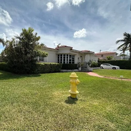 Image 2 - 500 92nd St, Surfside, Florida, 33154 - House for sale
