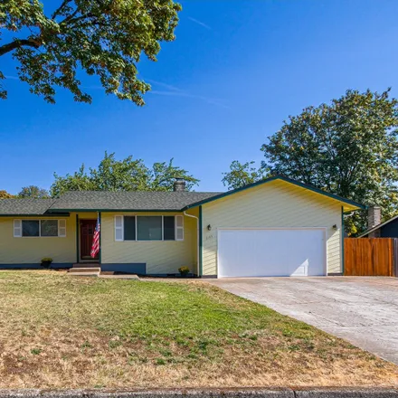 Buy this 3 bed house on 2105 Southeast Blairmont Drive in Vancouver, WA 98683