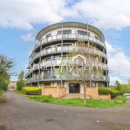 Rent this 2 bed apartment on Waterstone Way in Worcester Park Estate, DA9 9UN
