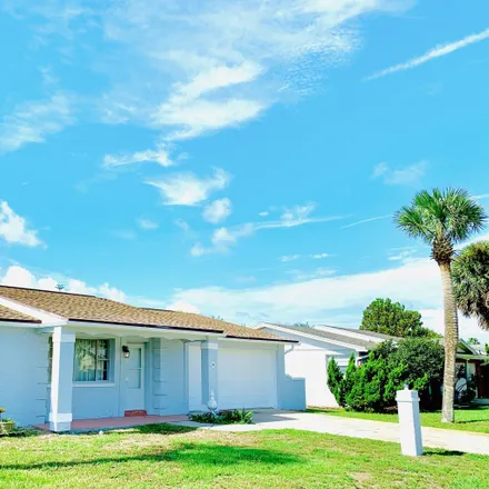 Rent this 3 bed house on 10 Sunset Boulevard in Ormond-by-the-Sea, Ormond Beach