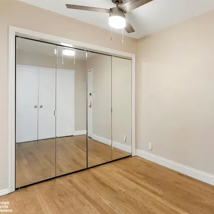 Image 5 - 340 EAST 74TH STREET 1G in New York - Apartment for sale