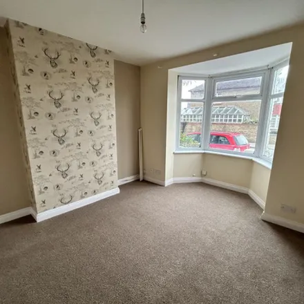 Rent this 3 bed apartment on Portland Road in Church Street, Medway