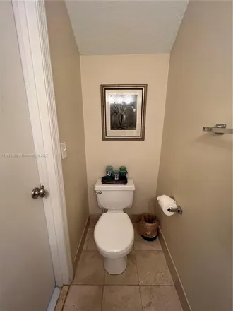 Image 7 - 870 Sorrento Drive, Weston, FL 33326, USA - Townhouse for rent