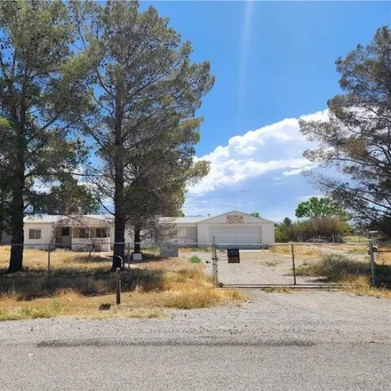 Buy this studio apartment on 1661 Royal Avenue in Pahrump, NV 89060