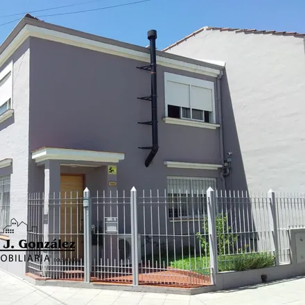 Buy this studio duplex on 78 - Intendente Ballester 4002 in Villa Yapeyú, B1653 BRA San Andrés