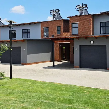 Image 4 - Steenbras Avenue, Sinoville, Pretoria, 0129, South Africa - Townhouse for rent