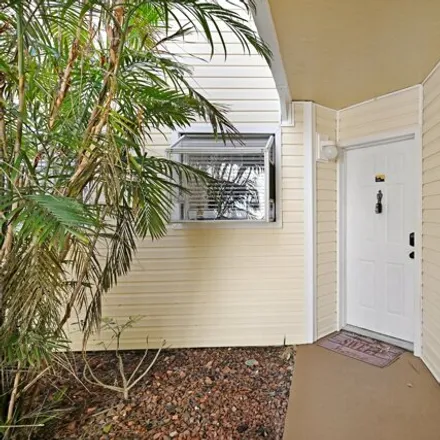 Buy this 1 bed condo on 1898 Charlesmont Drive in Melbourne, FL 32903