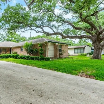 Buy this 4 bed house on 10213 Old Orchard Road in La Porte, TX 77571