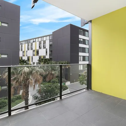 Rent this 1 bed apartment on Mascot Towers in Church Avenue, Mascot NSW 2020