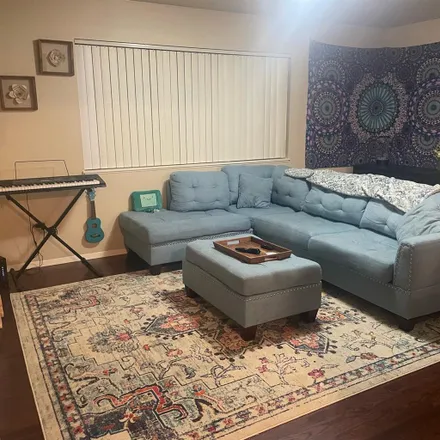 Rent this 1 bed room on Northeast 15th Avenue Connector in Portland, OR 97212