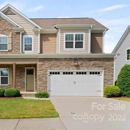 Buy this 4 bed house on 1222 39th Avenue Northeast in Hickory, NC 28601