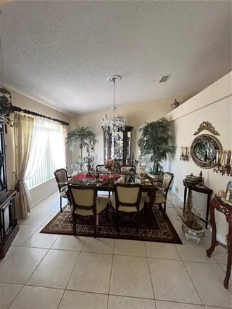 Image 2 - 1580 Oldsmar Terrace, Deltona, FL 32725, USA - House for sale