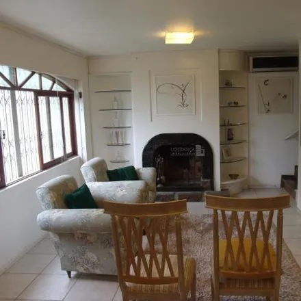 Buy this 6 bed house on Rua Gécio de Souza e Silva in Sambaqui, Florianópolis - SC