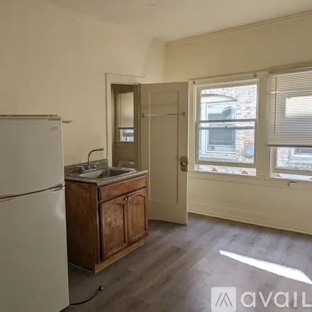 Image 3 - 246 S Kenmore Ave, Unit 308 - Apartment for rent