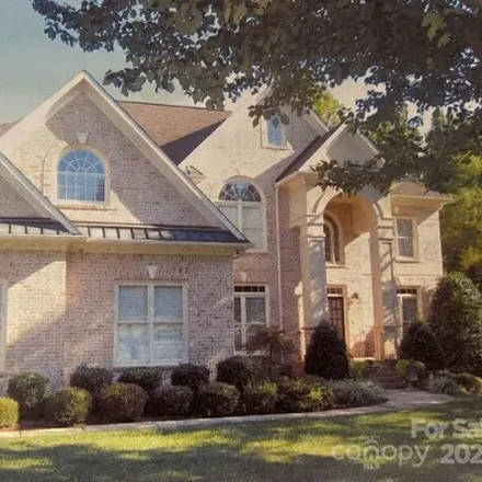 Buy this 6 bed house on 16300 New Providence Lane in Charlotte, NC 28277
