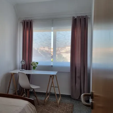 Rent this 1 bed room on Paula Imobiliária in Rua Guerra Junqueiro, 2870-333 Montijo