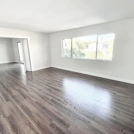 Rent this 4 bed apartment on 16th Court in Santa Monica, CA 90403